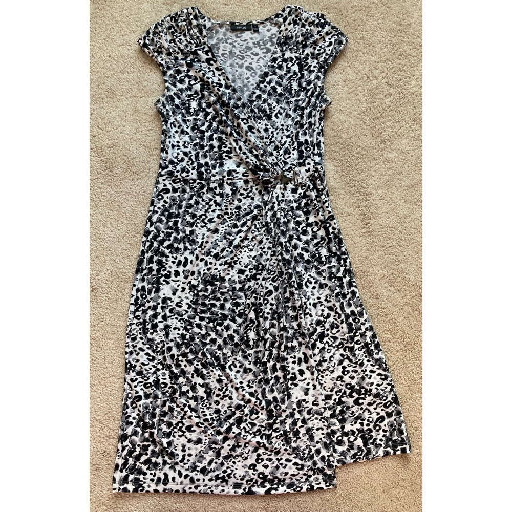 Apt 9 Asymmetrical White & Black Short Sleeve Dress